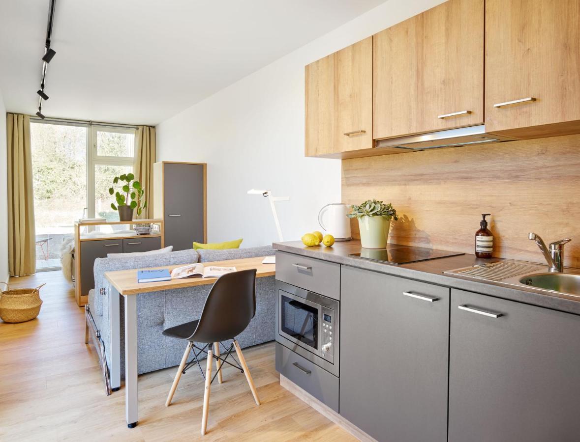 Modern Ausgebauter Ueberseecontainer Als Tiny House Wertheim Eksteriør billede